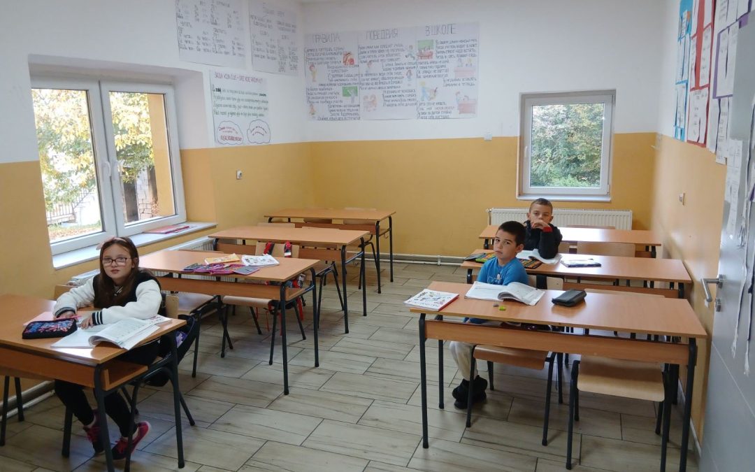 Донација школског намјештаја у Подручно одјељење Цапарде
